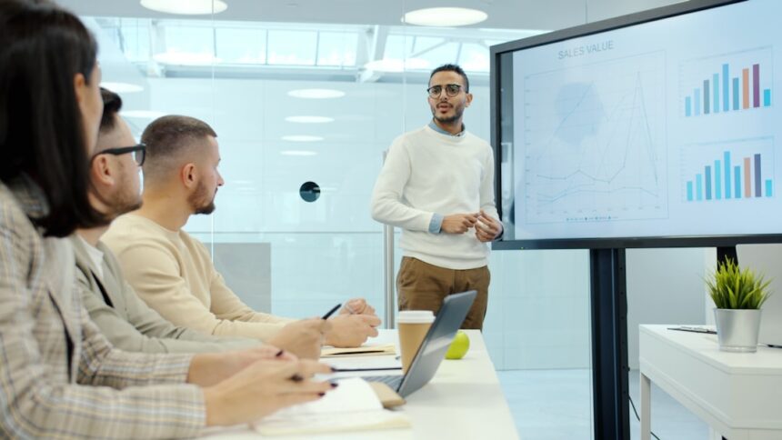 Asynchronous Presentation Tools for Independent Tutors