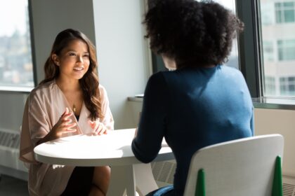 Blended Language Mentoring Tools for Tutors