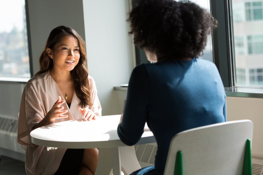 Blended Language Mentoring Tools for Tutors