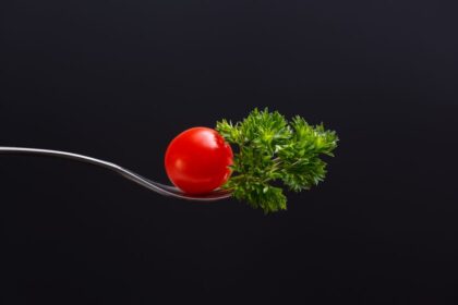 Is it true that … we should eat 30 plants a week?