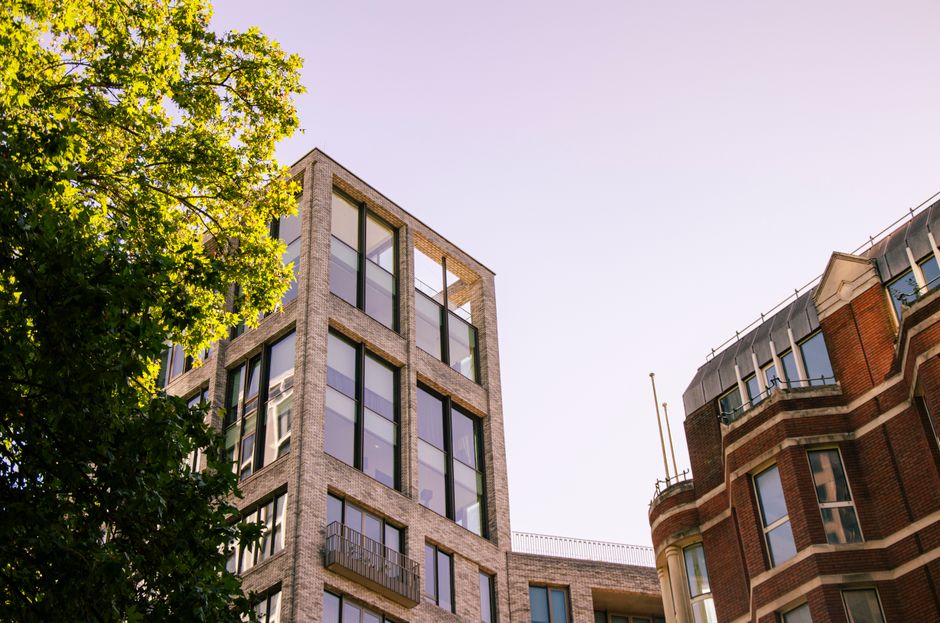 Sustainable Strategies for Cooling Your UK Home Office This Summer
