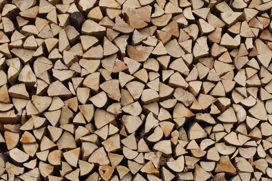 How Biomass Fuel Systems Convert Material Into Heat